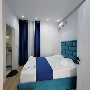 Luxury Room's By Lika Pensión Sarandë
